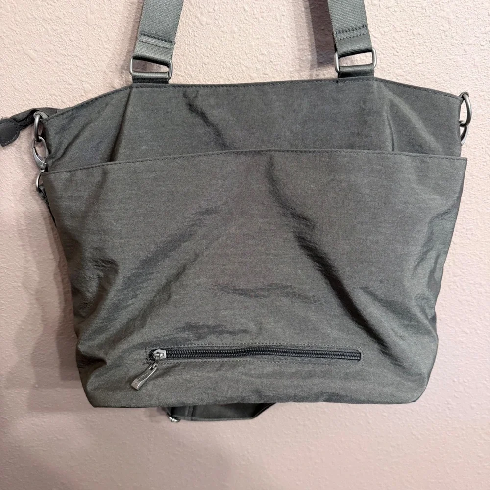 Baggallini Any Day Tote Bag Gray Nylon Travel Shoulder Crossbody Laptop Work Bag